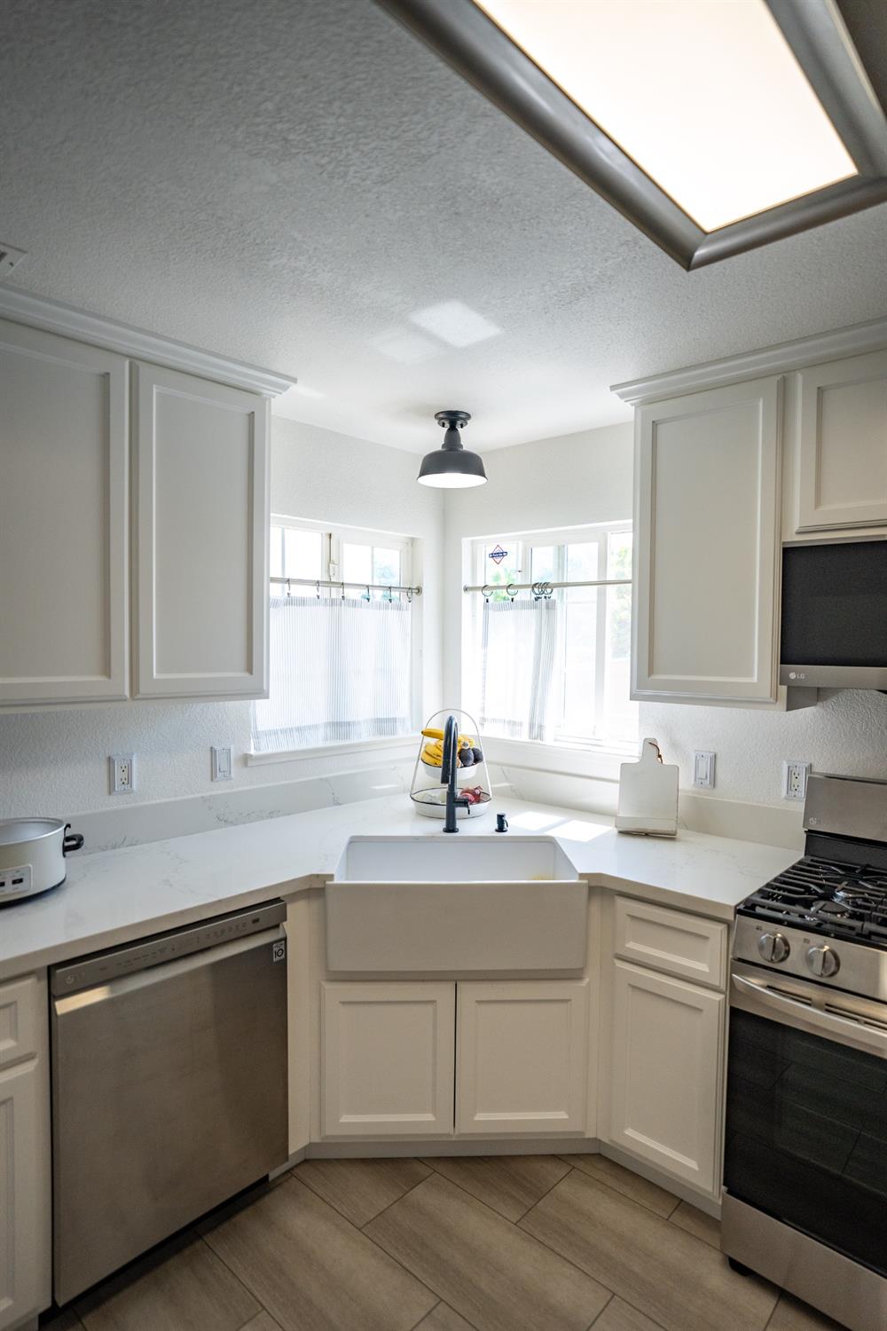 Detail Gallery Image 9 of 31 For 2652 N State Highway 59, Merced,  CA 95348 - 4 Beds | 2 Baths