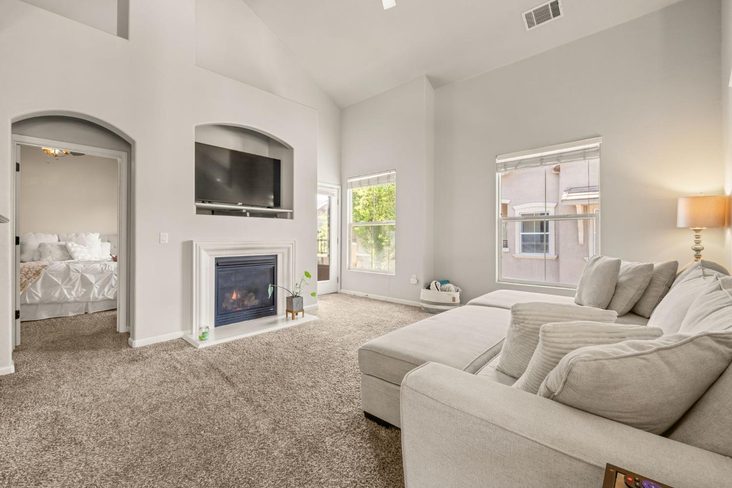 Detail Gallery Image 8 of 50 For 1307 Milano Dr #3,  West Sacramento,  CA 95691 - 2 Beds | 2 Baths