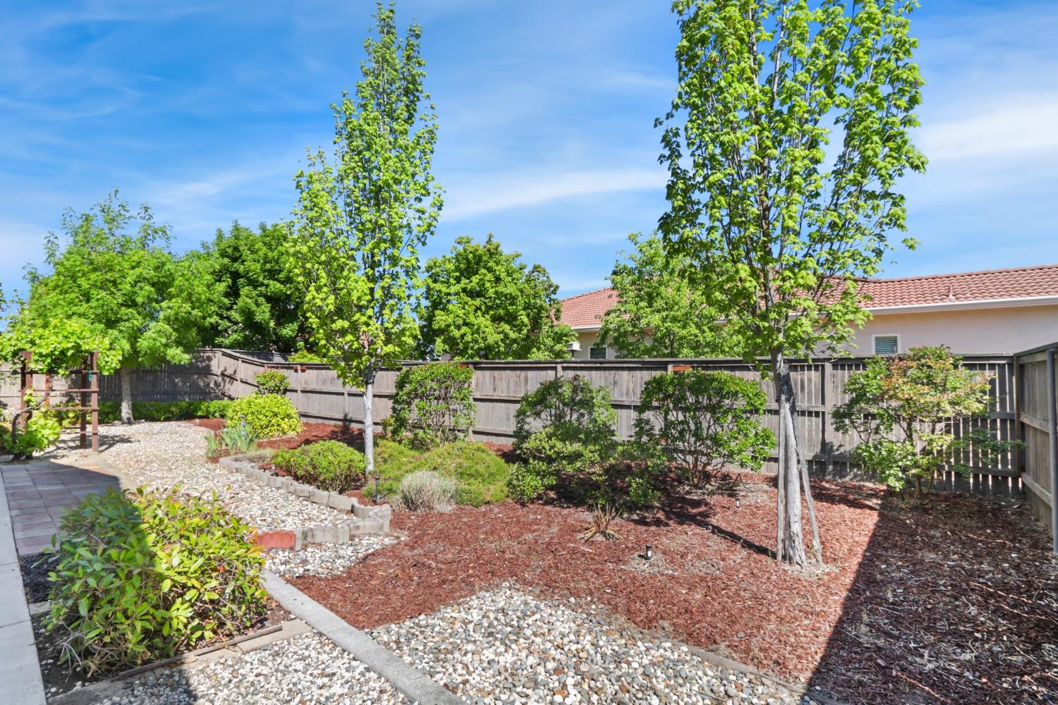 Detail Gallery Image 42 of 74 For 11 Palazzo Pl, Sacramento,  CA 95835 - 2 Beds | 2 Baths