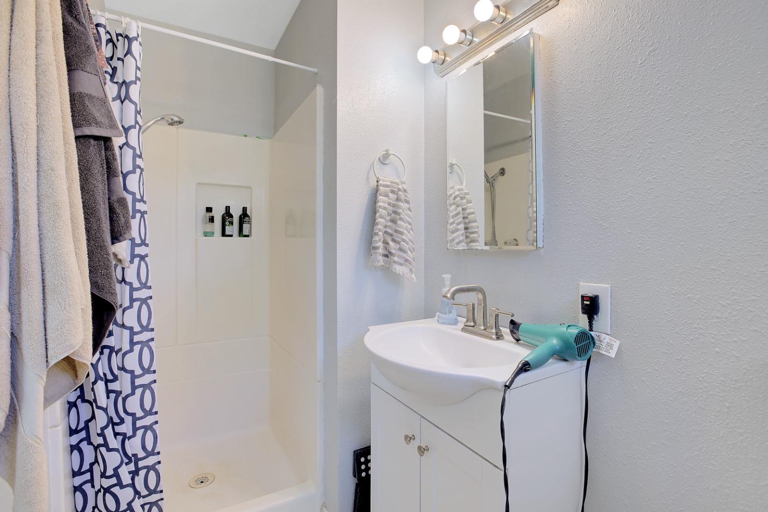 Detail Gallery Image 21 of 31 For 1551 Rushing St, Yuba City,  CA 95993 - 3 Beds | 2 Baths