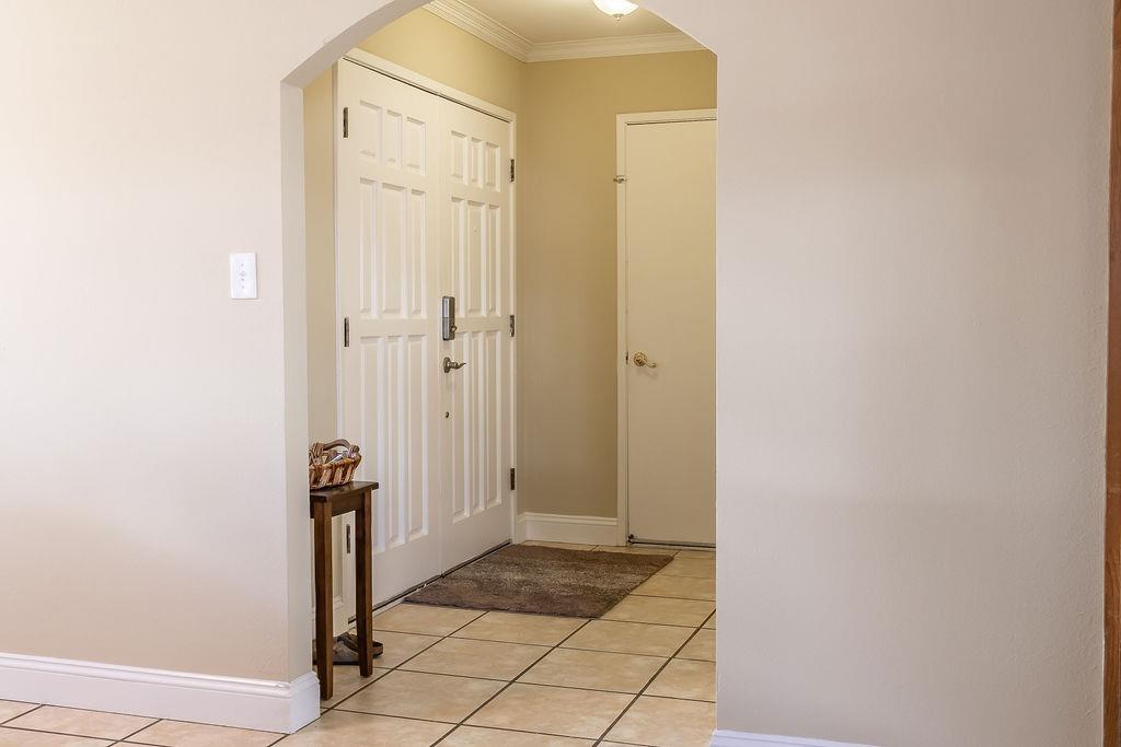 Detail Gallery Image 3 of 34 For 1281 Sand Castle Way, Manteca,  CA 95336 - 3 Beds | 2 Baths