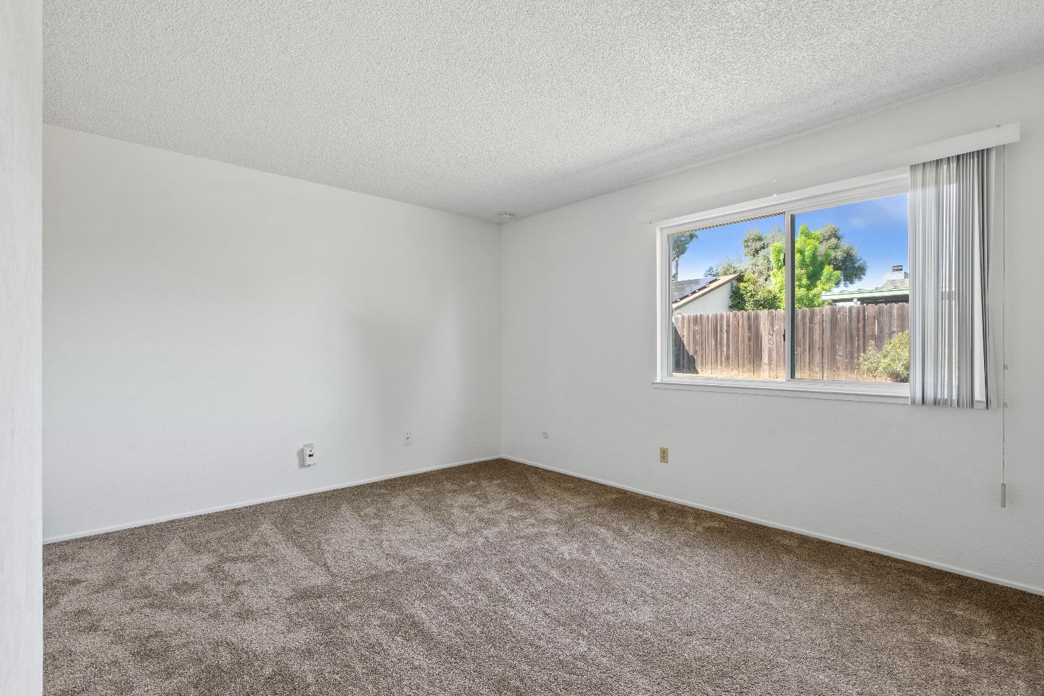 Detail Gallery Image 17 of 29 For 1055 Sultana Dr, Tracy,  CA 95376 - 3 Beds | 1 Baths