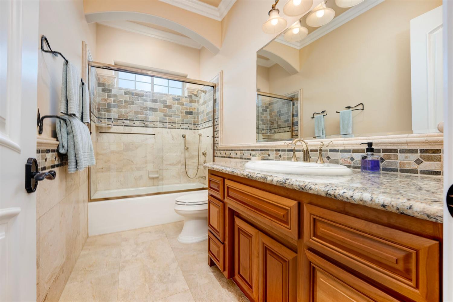 Detail Gallery Image 46 of 90 For 15324 Gamble Ct, Rough And Ready,  CA 95975 - 4 Beds | 3/1 Baths