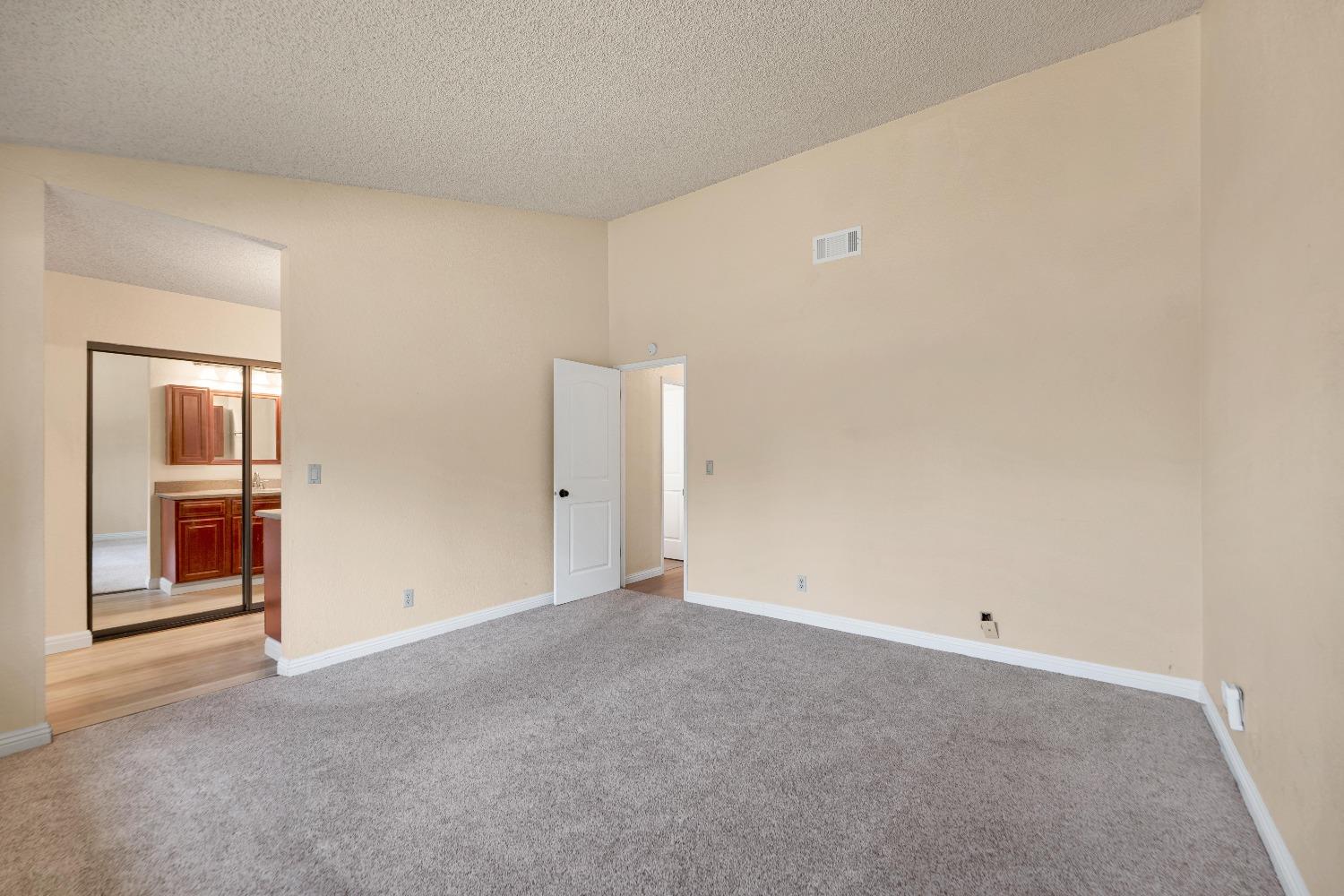 Detail Gallery Image 28 of 31 For 1078 Windermere Ave, Roseville,  CA 95678 - 3 Beds | 2 Baths