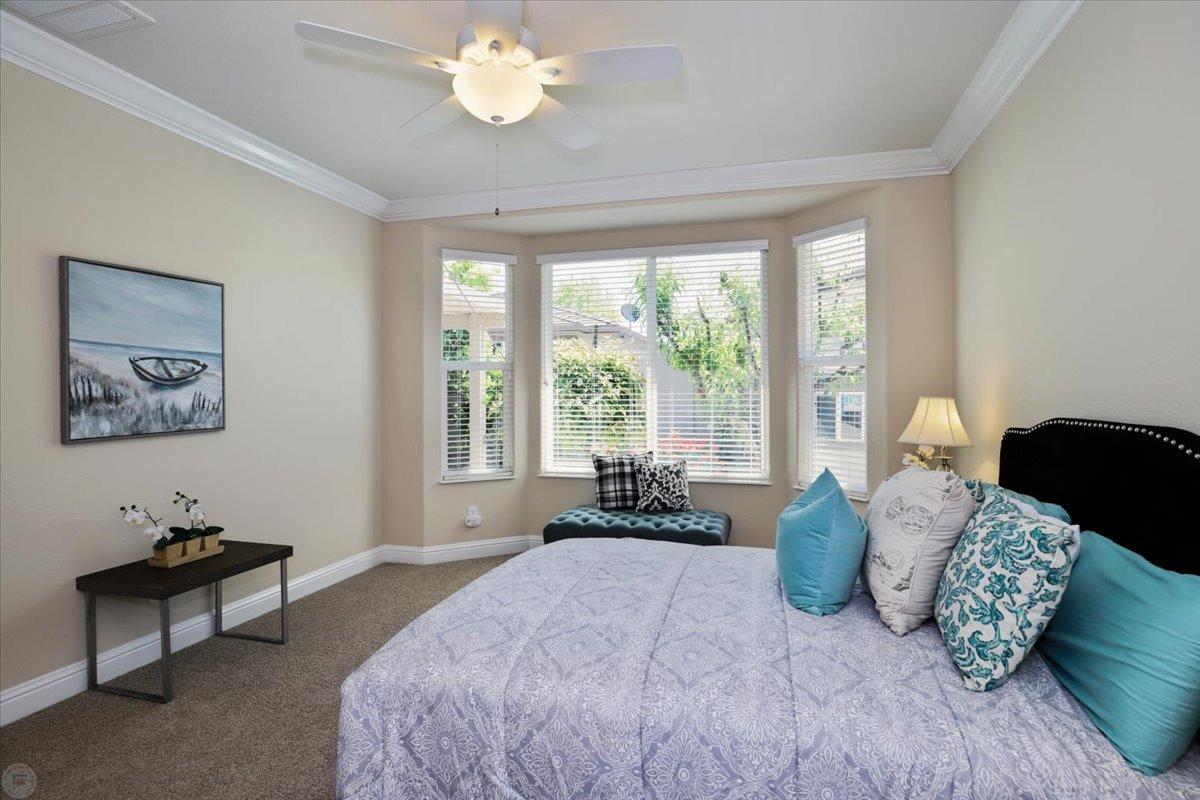 Detail Gallery Image 23 of 86 For 2336 Pepper Tree Ln, Manteca,  CA 95336 - 2 Beds | 2 Baths