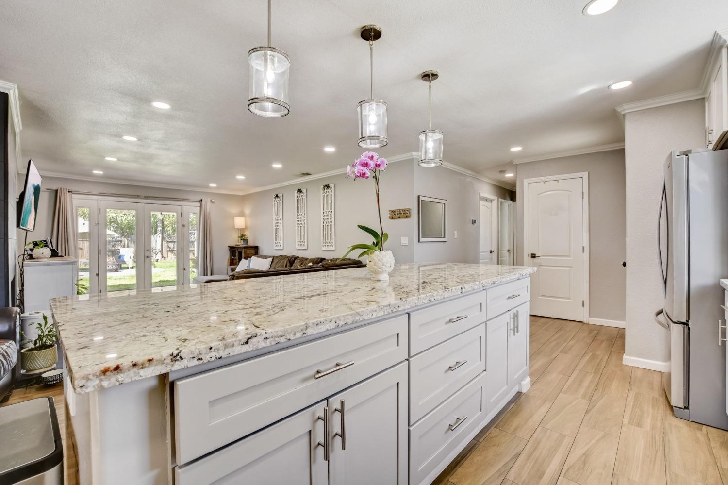 Detail Gallery Image 15 of 31 For 1325 Keeney Way, Sacramento,  CA 95864 - 3 Beds | 1 Baths