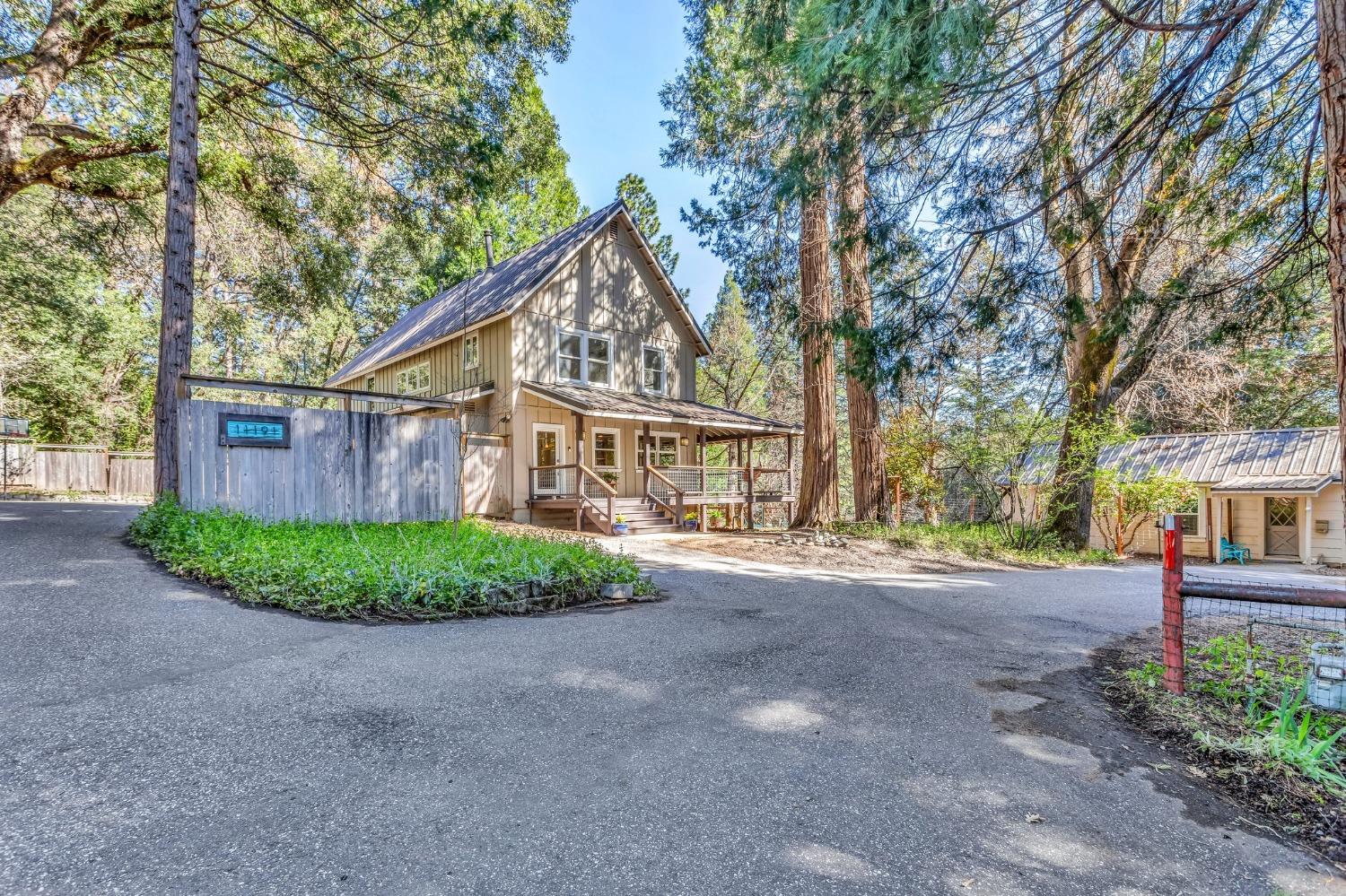Photo of 11191 Silver Willow Ln in Nevada City, CA