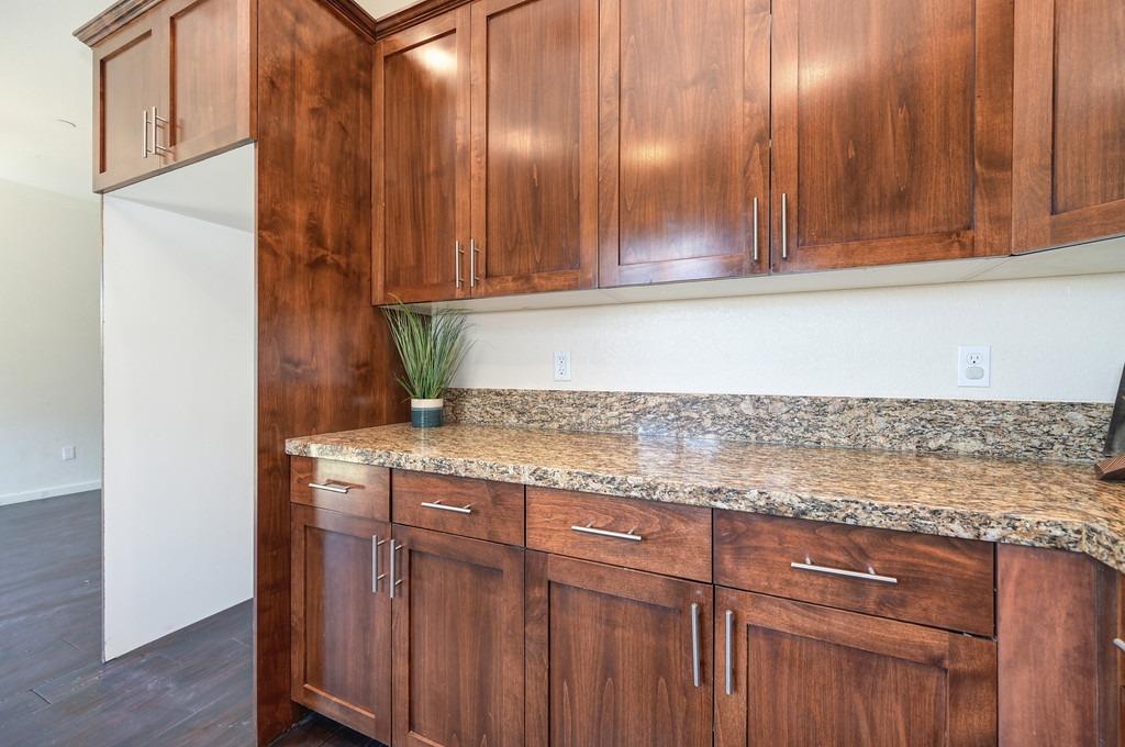 Detail Gallery Image 12 of 31 For 3743 Immaculata Way, Sacramento,  CA 95838 - 4 Beds | 2/1 Baths
