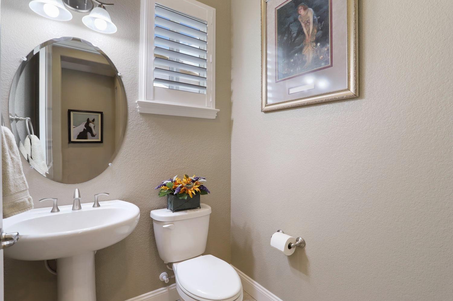Detail Gallery Image 12 of 59 For 356 via Mezzo, Oakdale,  CA 95361 - 2 Beds | 2/1 Baths
