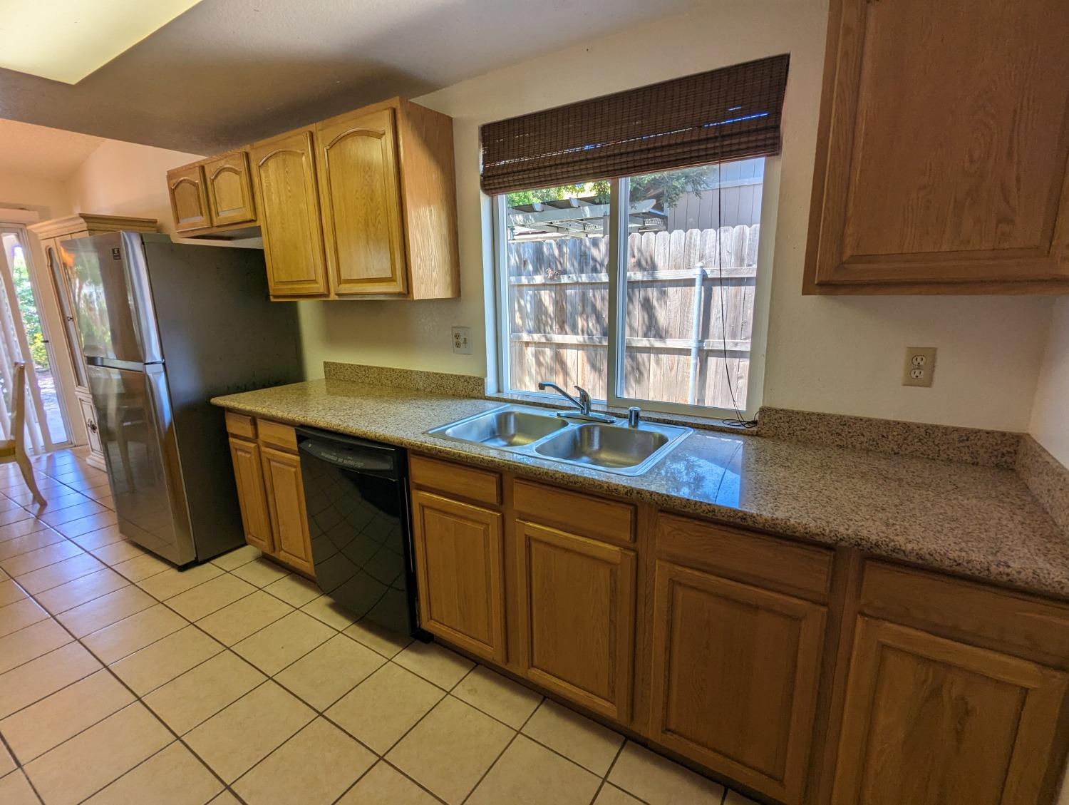 Detail Gallery Image 12 of 40 For 3266 Kathy Way, Loomis,  CA 95650 - 3 Beds | 2 Baths