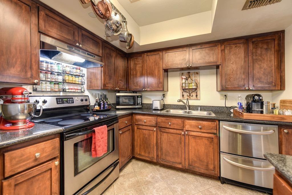 Detail Gallery Image 14 of 33 For 500 N St #1501,  Sacramento,  CA 95814 - 3 Beds | 2 Baths