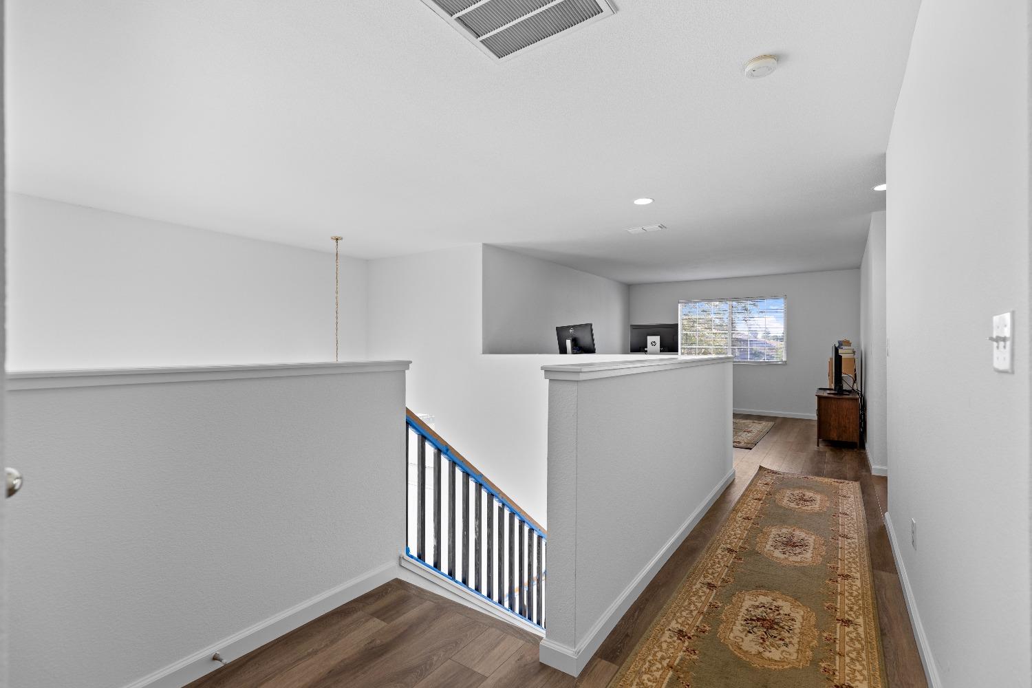 Detail Gallery Image 14 of 31 For 6616 Trailride Way, Citrus Heights,  CA 95621 - 3 Beds | 2/1 Baths