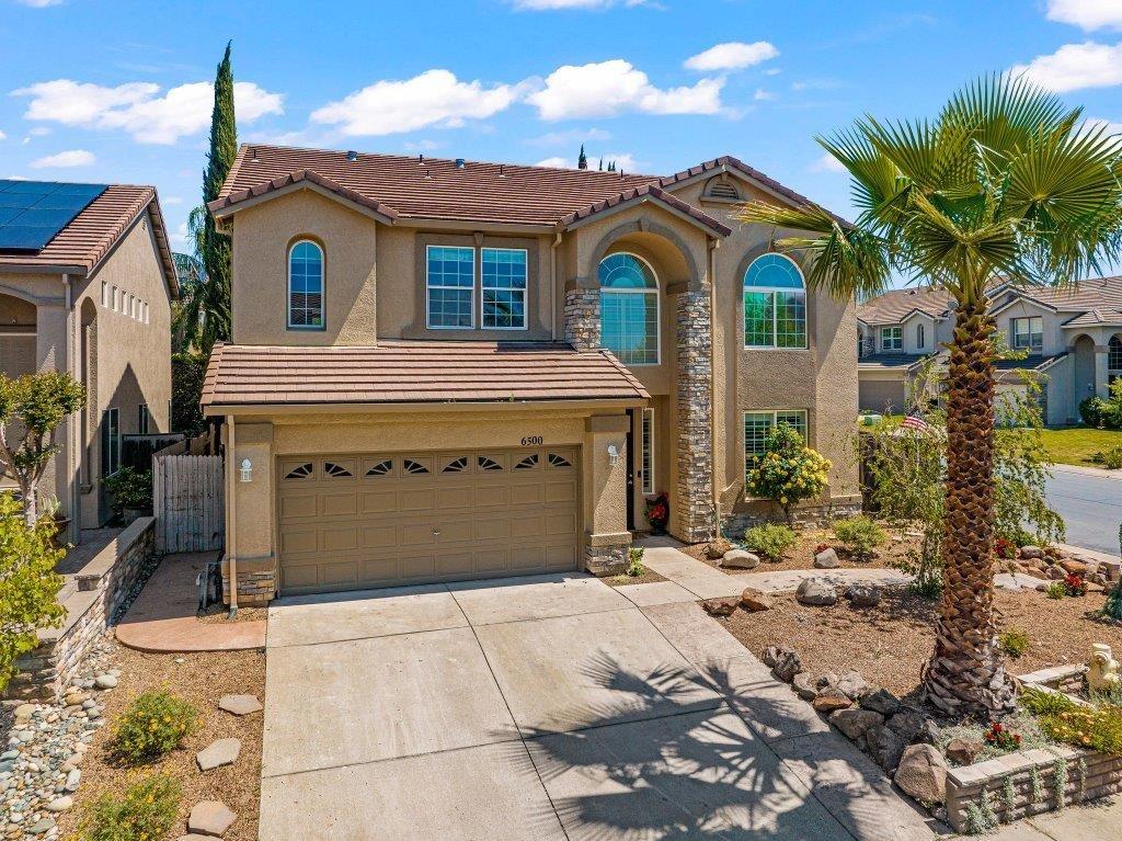 Detail Gallery Image 4 of 60 For 6500 Aster Ct, Rocklin,  CA 95765 - 5 Beds | 2/1 Baths
