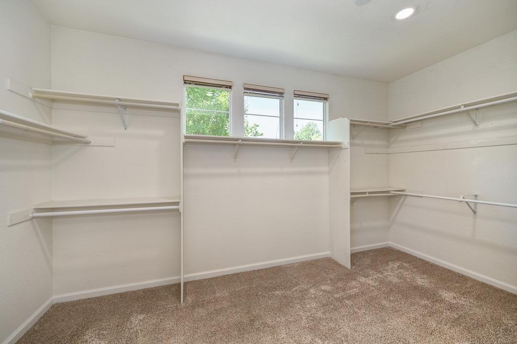 Detail Gallery Image 24 of 45 For 26 Trehowell Ct, Roseville,  CA 95678 - 4 Beds | 2/1 Baths