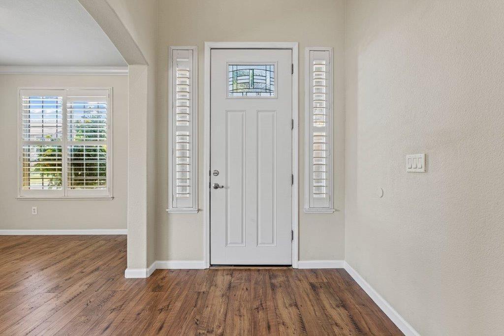 Detail Gallery Image 6 of 60 For 6500 Aster Ct, Rocklin,  CA 95765 - 5 Beds | 2/1 Baths