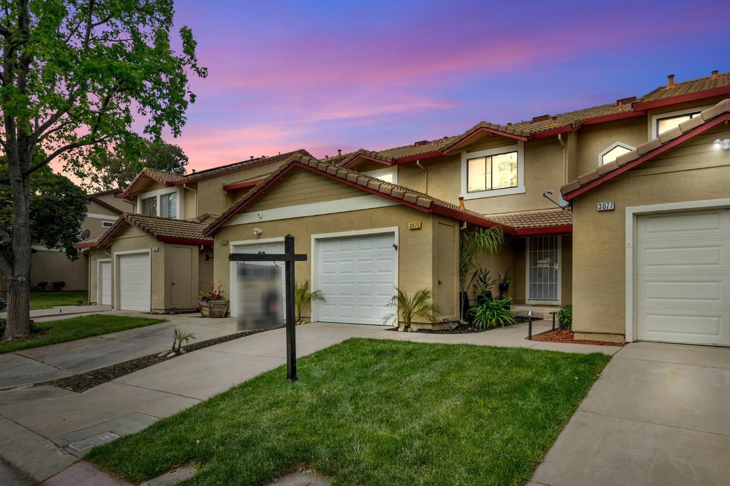 Photo of 3075 Peppermill Cir in Pittsburg, CA