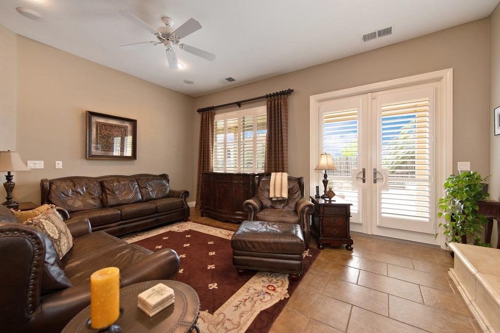 Detail Gallery Image 9 of 38 For 2744 Pennefeather Ln, Lincoln,  CA 95648 - 4 Beds | 2/1 Baths