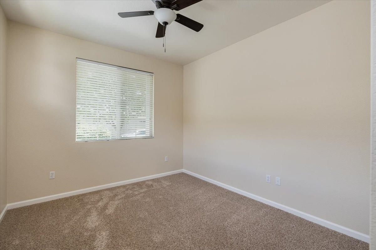 Detail Gallery Image 30 of 36 For 1350 Ivy Arbor Ln, Lincoln,  CA 95648 - 2 Beds | 2 Baths