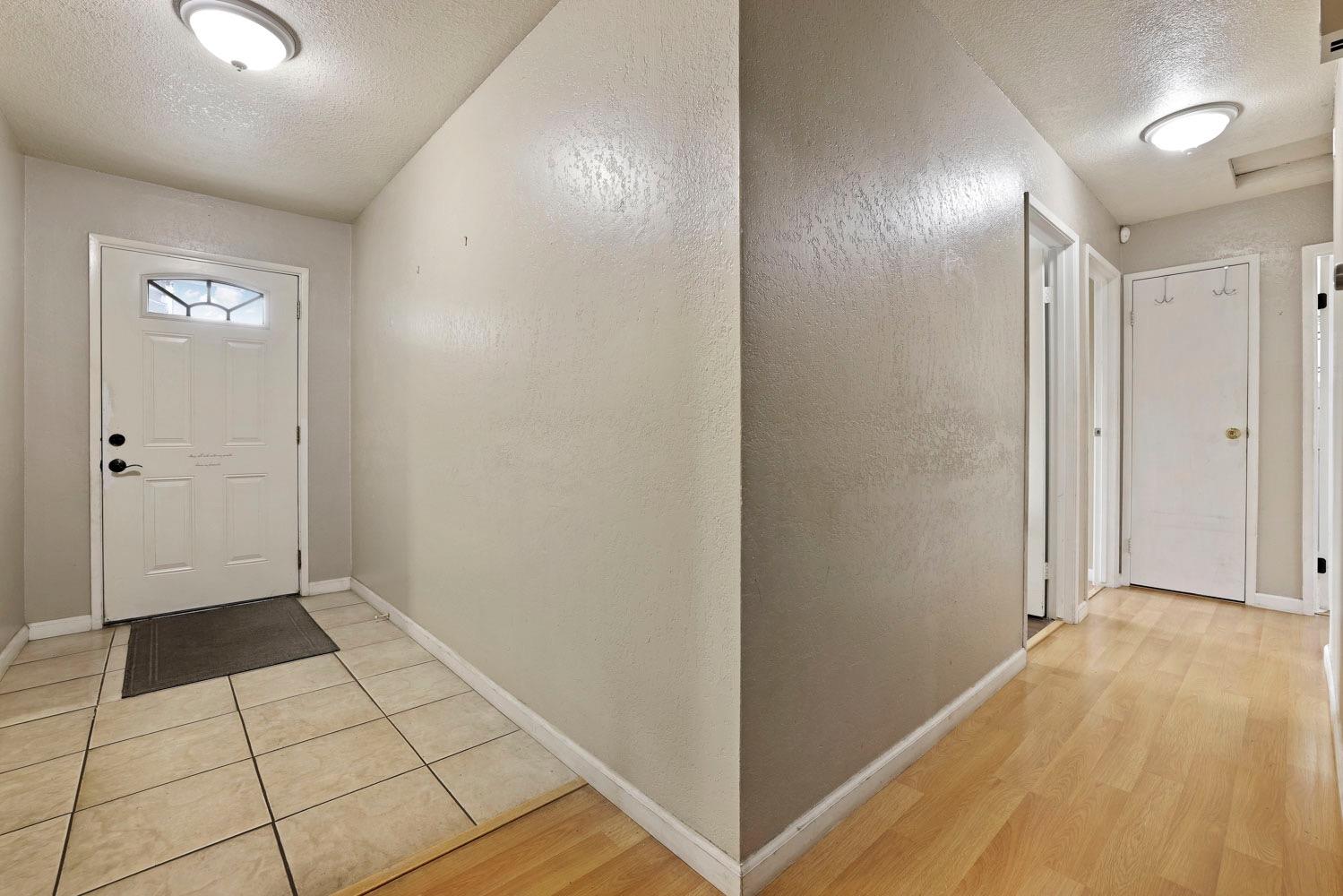 Detail Gallery Image 7 of 39 For 583 Fern Dell, Manteca,  CA 95336 - 3 Beds | 2 Baths