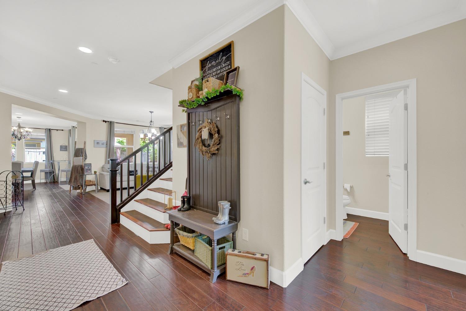 Detail Gallery Image 30 of 71 For 5248 Maestro Way, Roseville,  CA 95747 - 4 Beds | 2/1 Baths