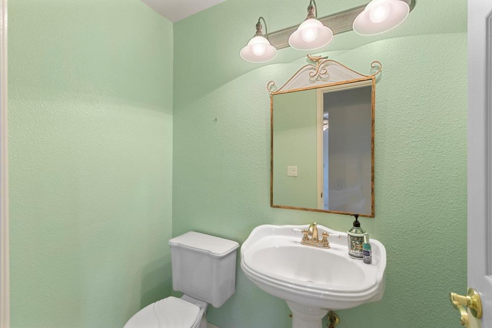 Detail Gallery Image 30 of 64 For 4212 Lavonne Ln, Sacramento,  CA 95821 - 3 Beds | 2/1 Baths