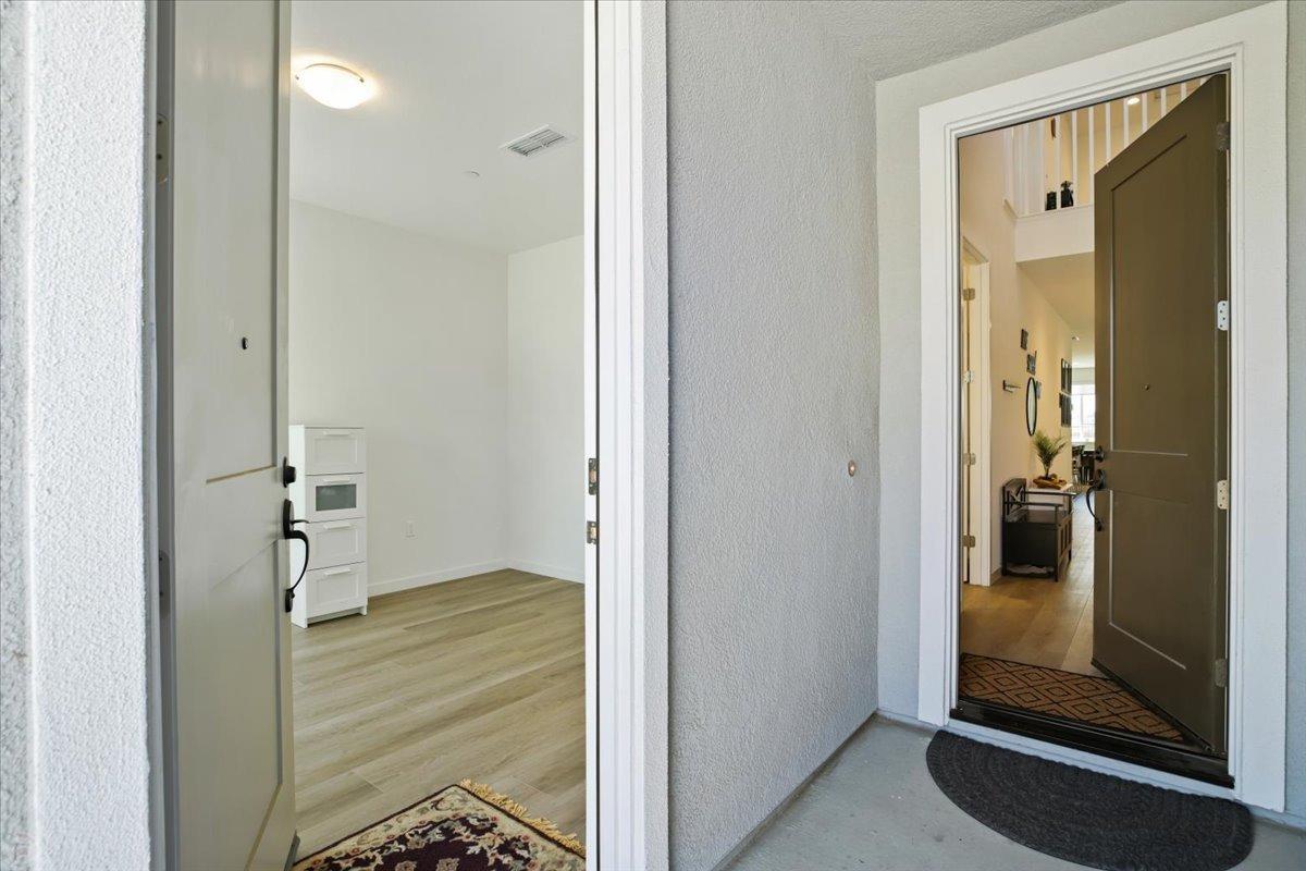 Detail Gallery Image 15 of 95 For 3110 Mulholland Dr, Lathrop,  CA 95330 - 4 Beds | 3/1 Baths