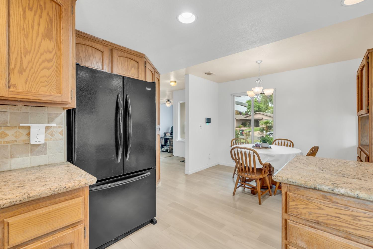 Detail Gallery Image 17 of 45 For 9152 Starina Way, Sacramento,  CA 95826 - 4 Beds | 2 Baths