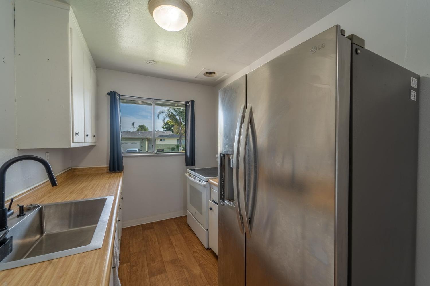 Detail Gallery Image 31 of 42 For 23665 Fuller Ave, Hayward,  CA 94541 - 4 Beds | 2 Baths
