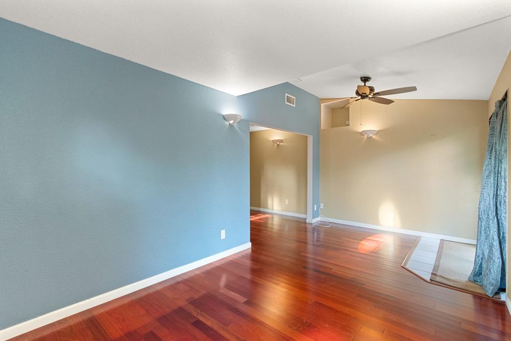 Detail Gallery Image 53 of 64 For 4212 Lavonne Ln, Sacramento,  CA 95821 - 3 Beds | 2/1 Baths