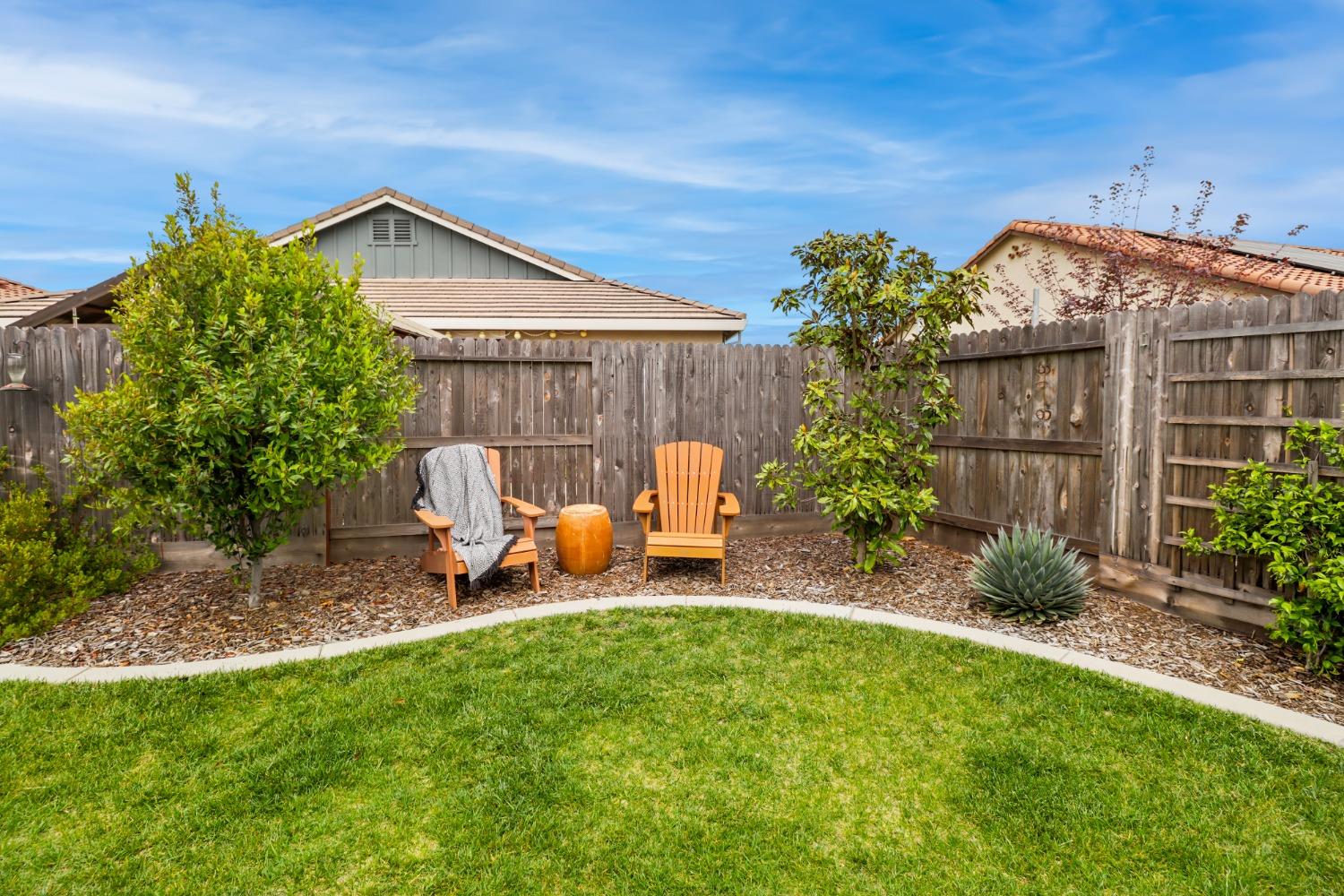 Detail Gallery Image 38 of 42 For 7529 Sobon Ln, Rancho Murieta,  CA 95683 - 4 Beds | 2 Baths