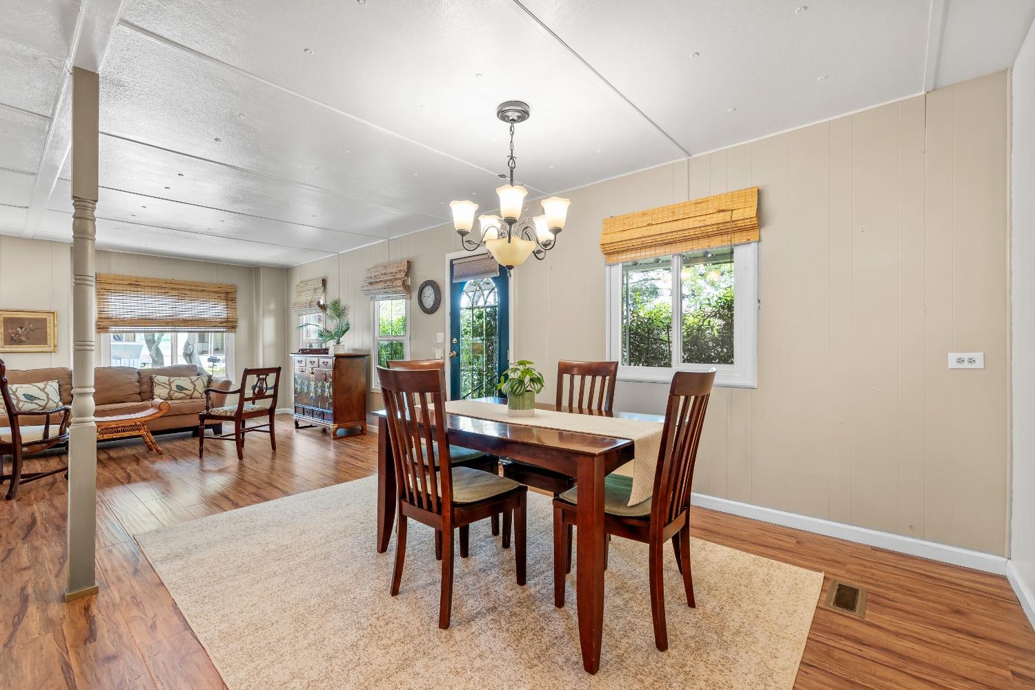 Detail Gallery Image 10 of 33 For 75 Larkspur Ave, Auburn,  CA 95603 - 2 Beds | 2 Baths