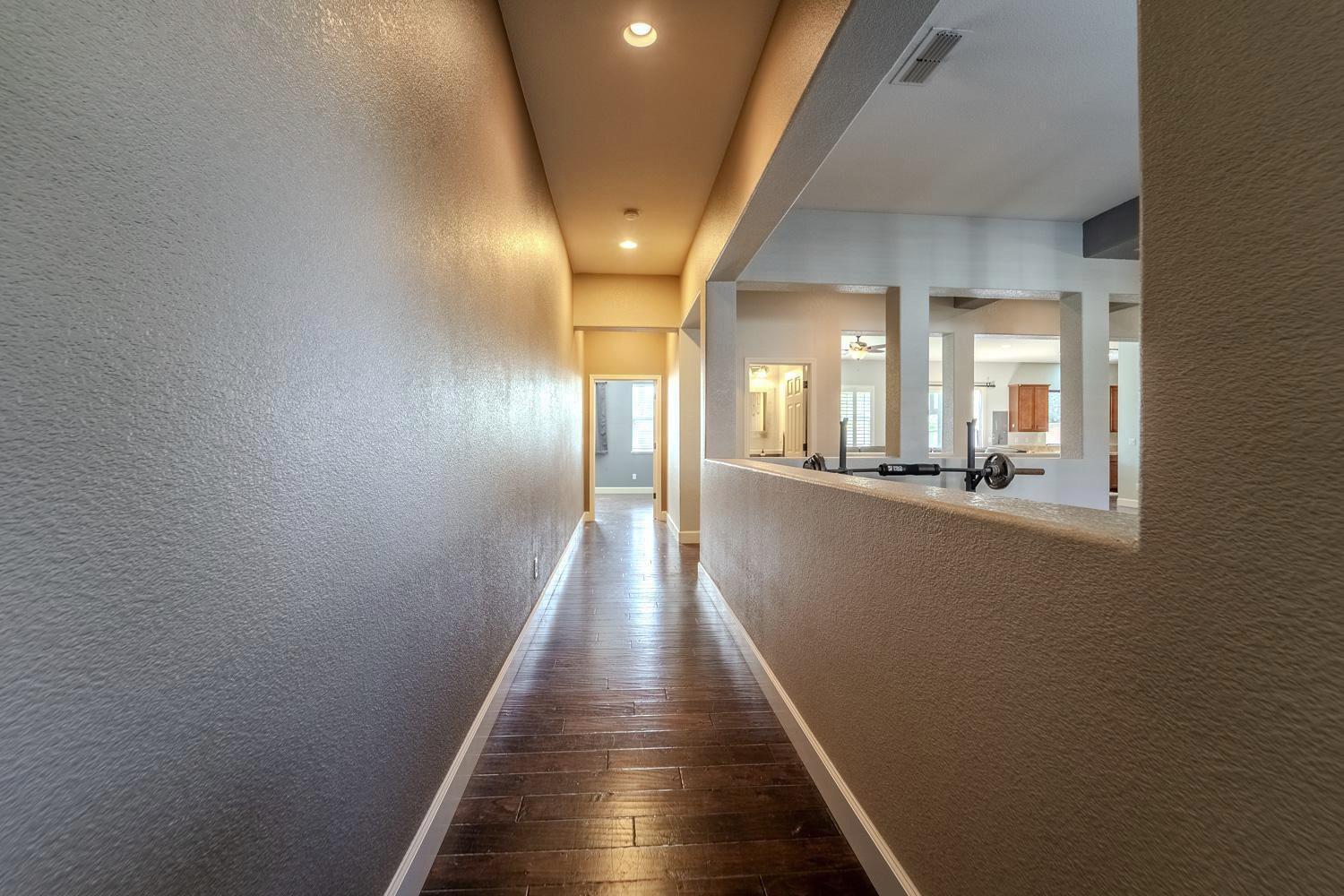 Detail Gallery Image 17 of 41 For 3619 Goldenstar St, Plumas Lake,  CA 95961 - 4 Beds | 3/1 Baths