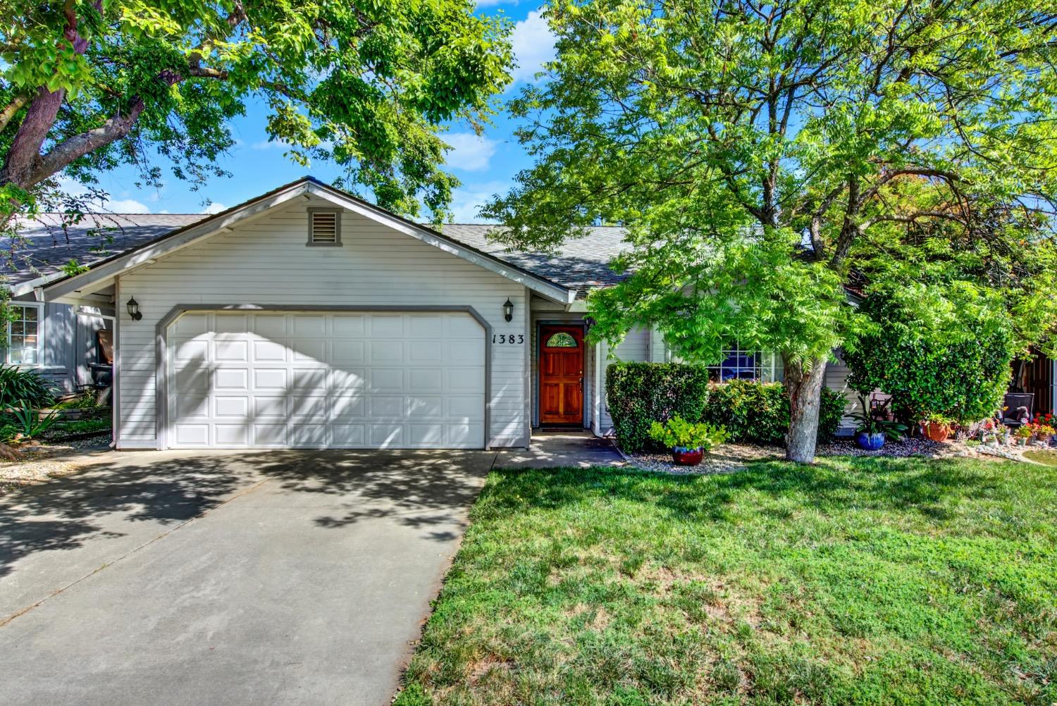 Photo of 1383 Garfield Pl in Woodland, CA