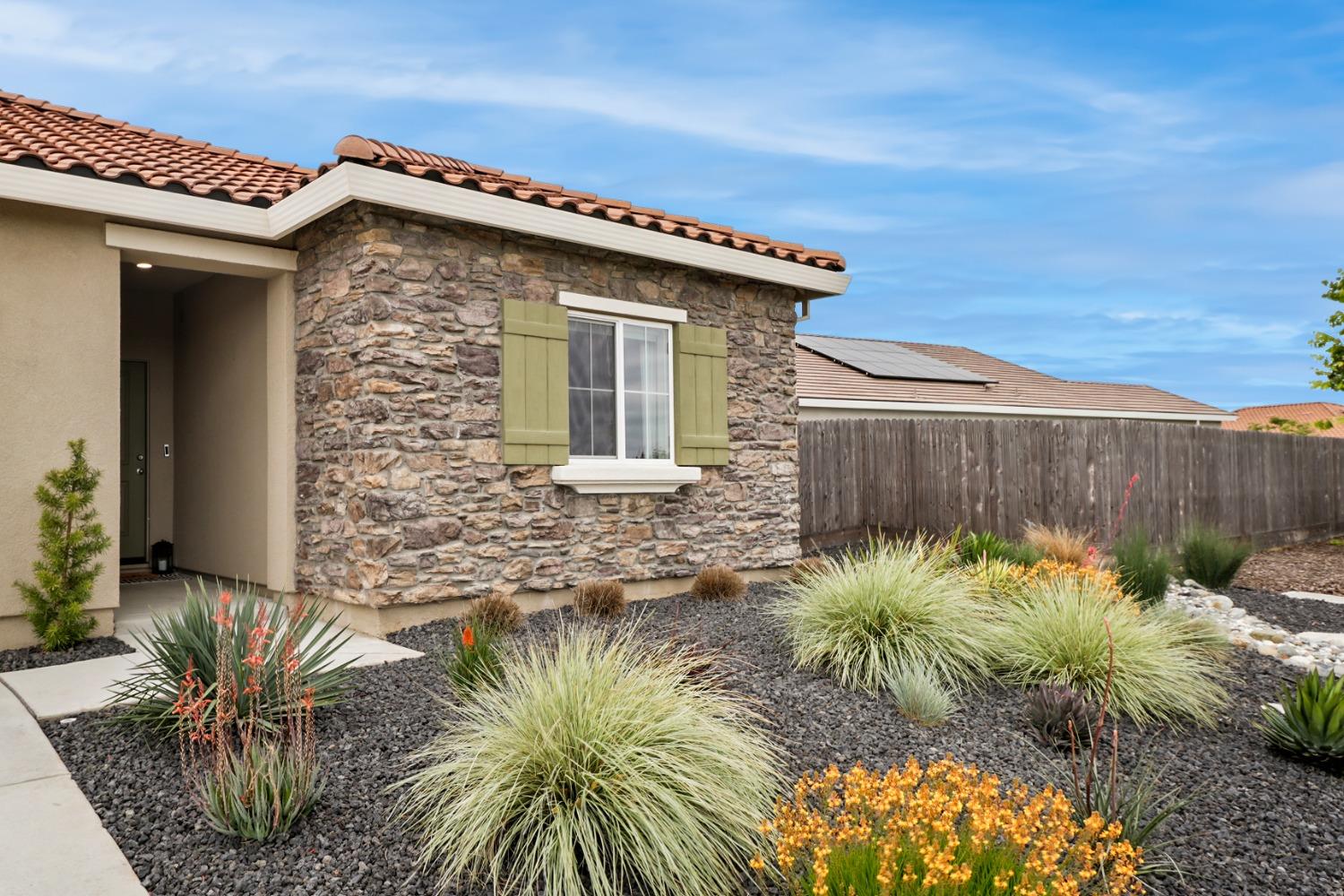 Detail Gallery Image 3 of 42 For 7529 Sobon Ln, Rancho Murieta,  CA 95683 - 4 Beds | 2 Baths