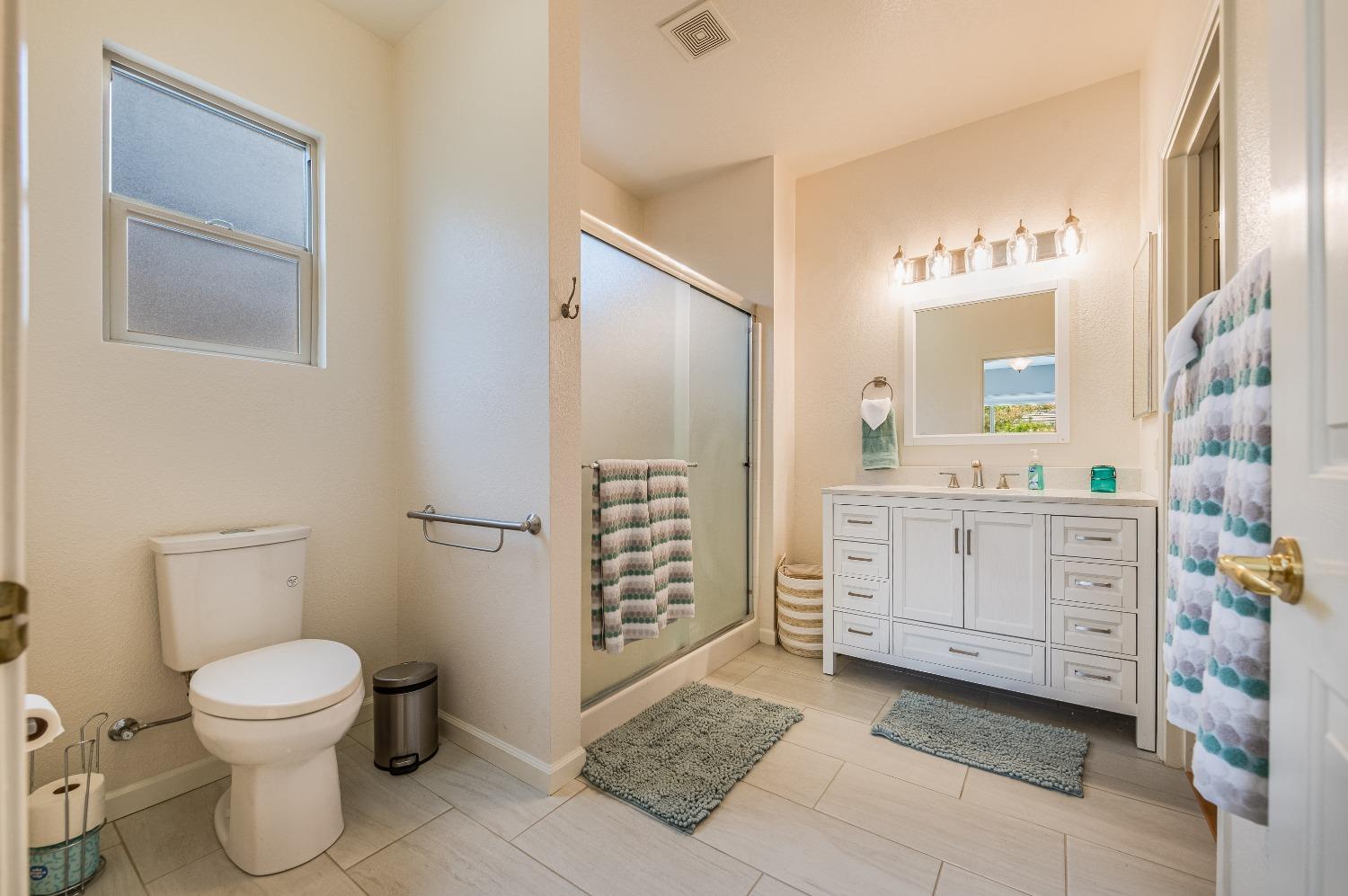 Detail Gallery Image 28 of 44 For 649 Gold Strike Ct, Lincoln,  CA 95648 - 2 Beds | 2 Baths