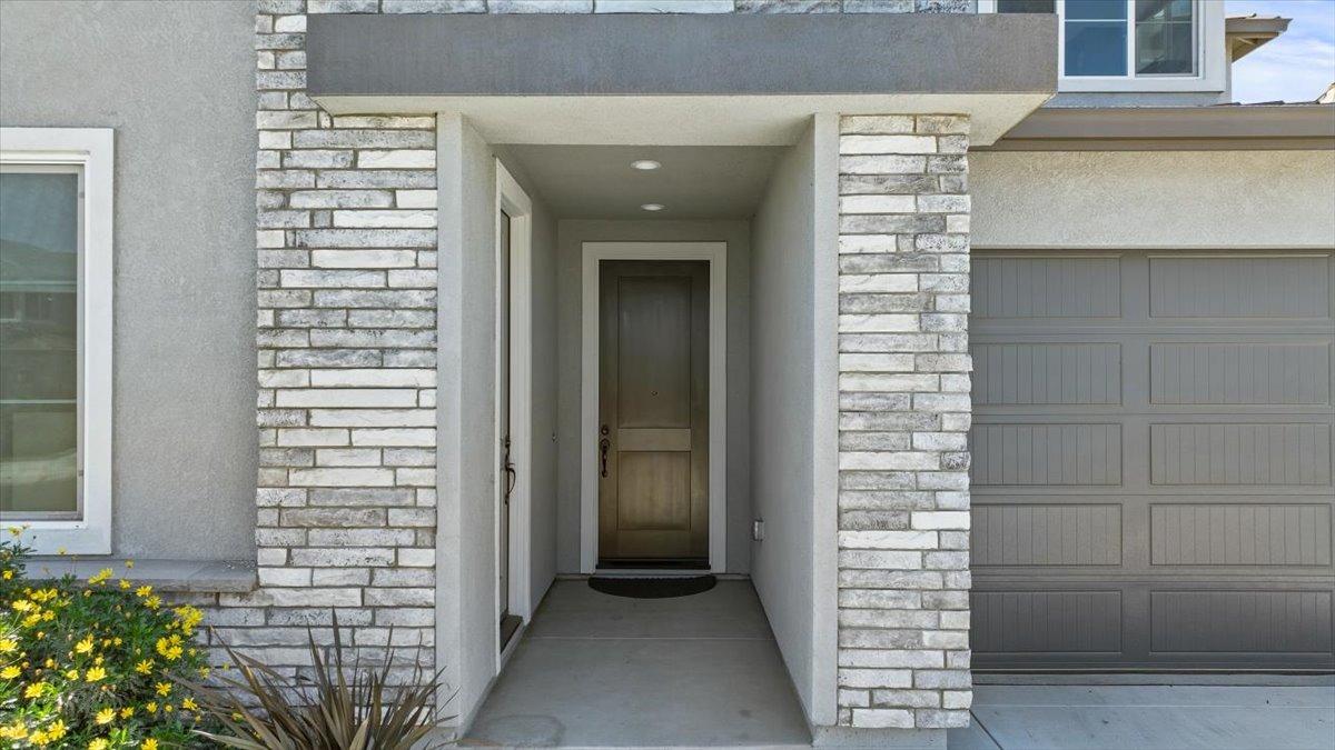 Detail Gallery Image 10 of 95 For 3110 Mulholland Dr, Lathrop,  CA 95330 - 4 Beds | 3/1 Baths