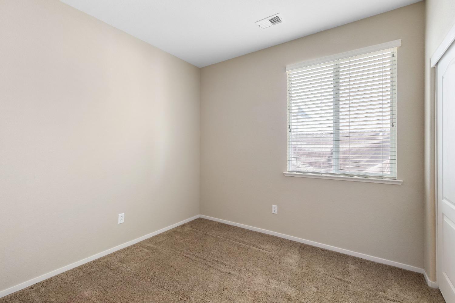 Garnet Way, Olivehurst, California image 25
