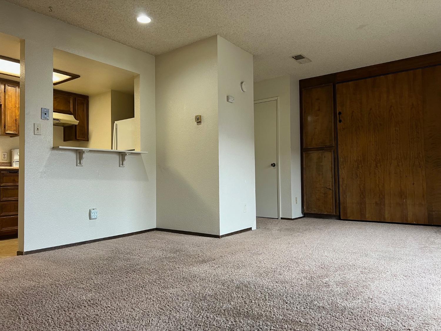 Detail Gallery Image 6 of 17 For 3701 Colonial Dr #30,  Modesto,  CA 95356 - 0 Beds | 1 Baths