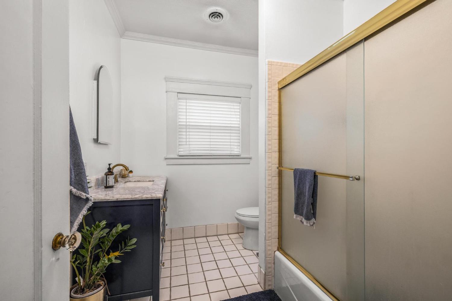 Detail Gallery Image 27 of 38 For 2515 Beverly Pl, Stockton,  CA 95204 - 2 Beds | 1 Baths