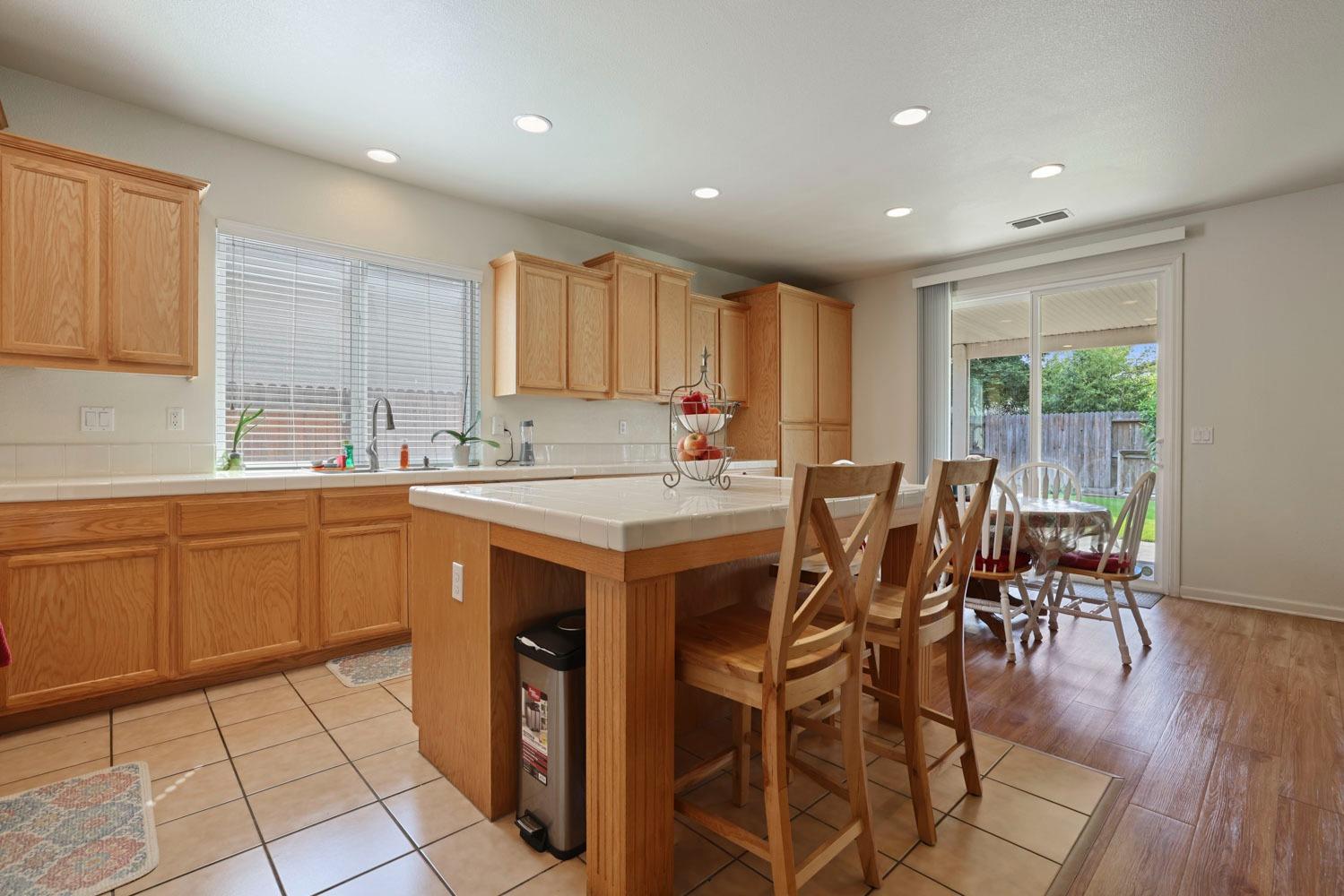 Detail Gallery Image 16 of 39 For 3082 Nicoletta Ln, Stockton,  CA 95212 - 4 Beds | 2 Baths