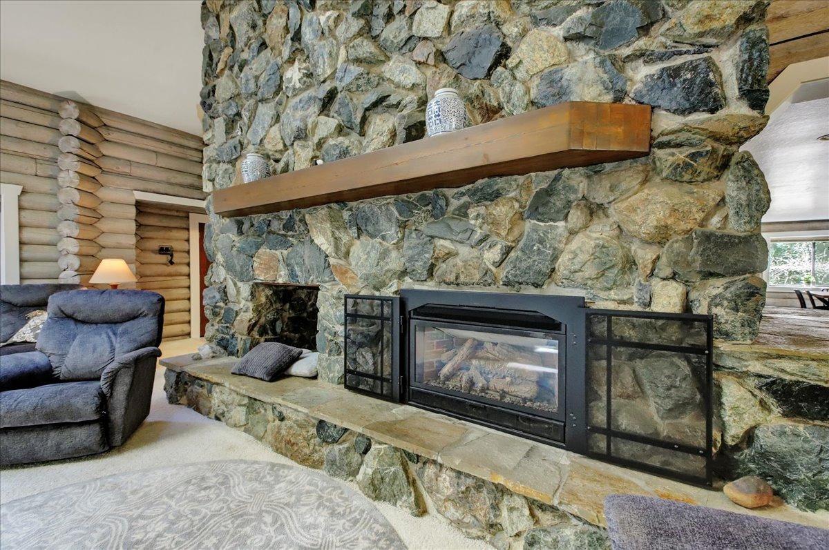 Detail Gallery Image 7 of 99 For 11600 Willow Valley Rd, Nevada City,  CA 95959 - 3 Beds | 3 Baths
