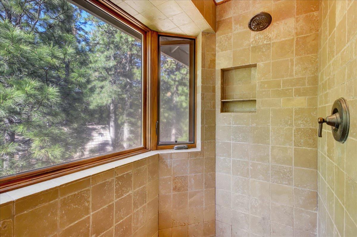 Detail Gallery Image 17 of 60 For 13835 Misty Meadow Ln, Nevada City,  CA 95959 - 3 Beds | 2 Baths