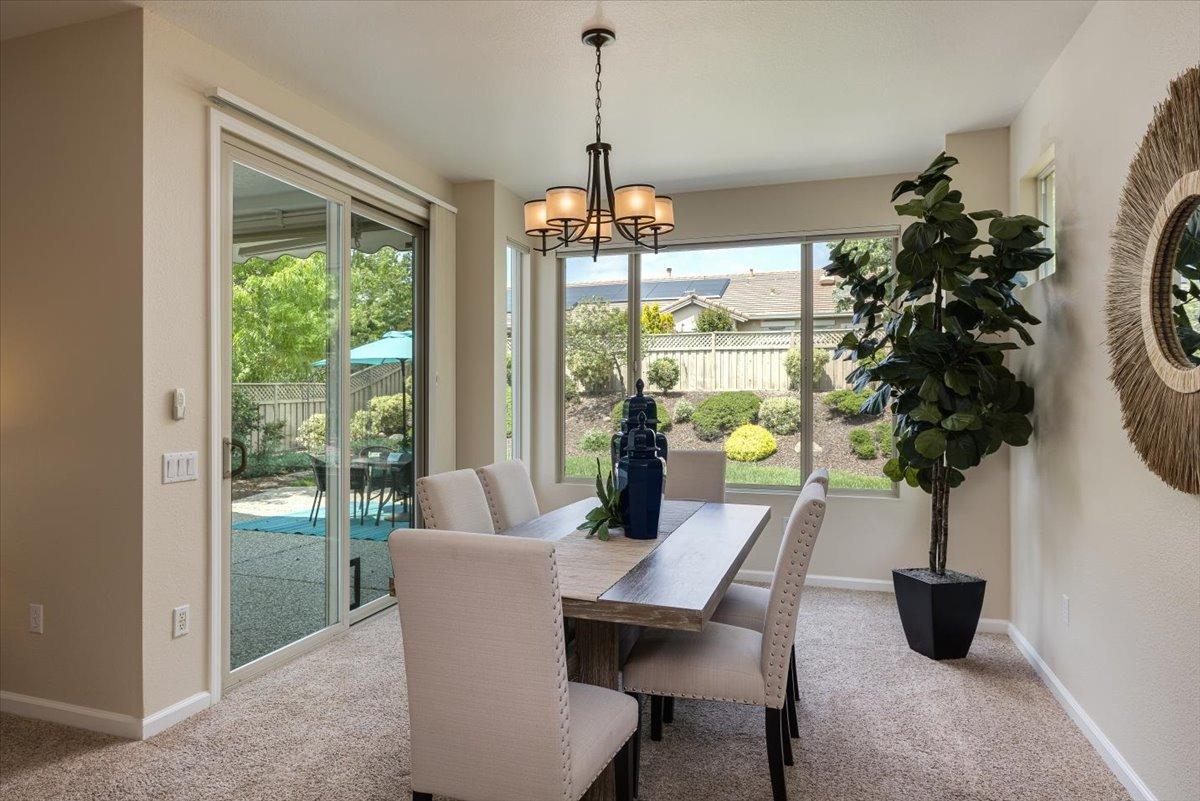 Detail Gallery Image 17 of 36 For 1350 Ivy Arbor Ln, Lincoln,  CA 95648 - 2 Beds | 2 Baths