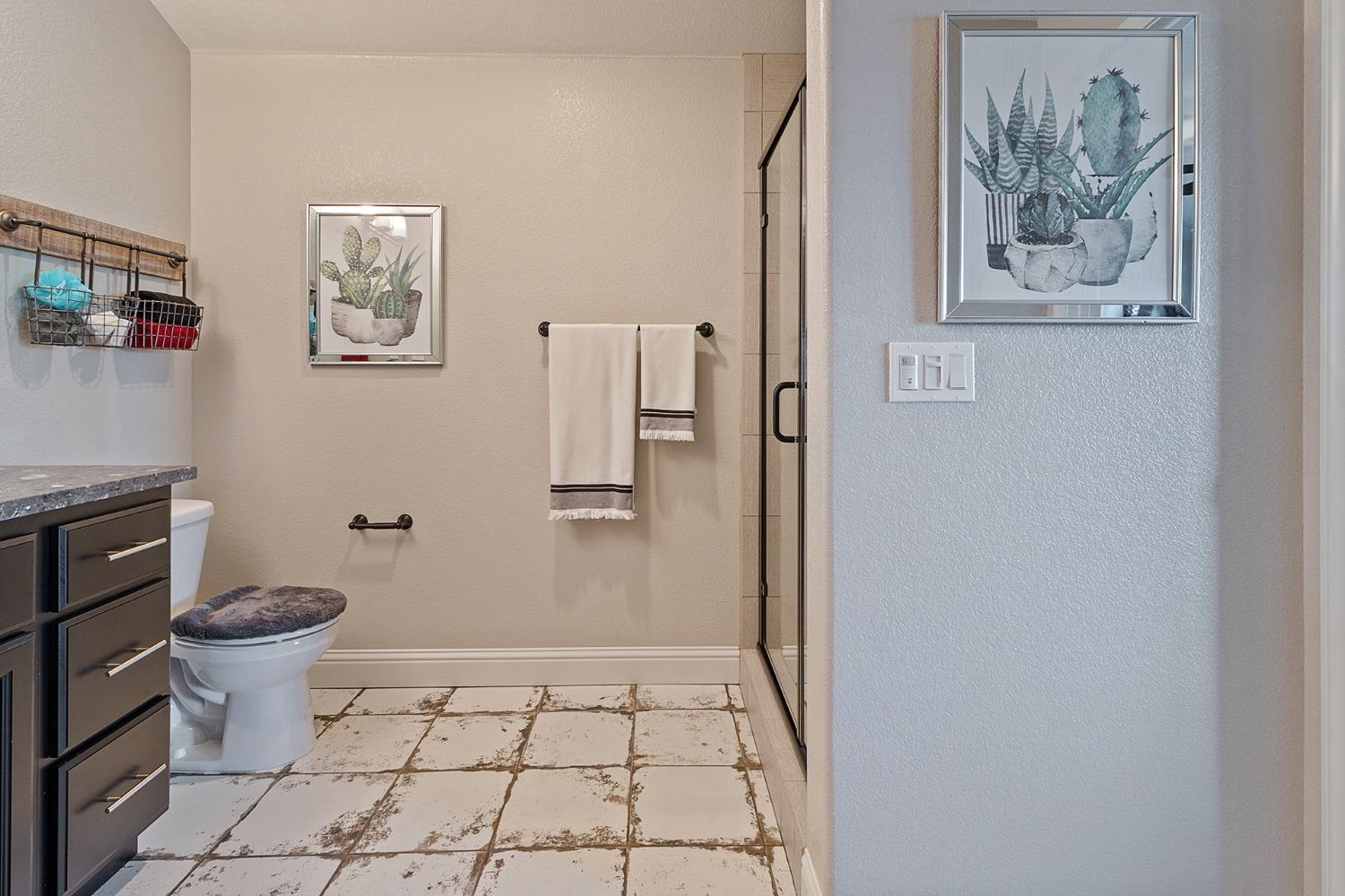 Detail Gallery Image 42 of 45 For 1260 Sephos St, Manteca,  CA 95337 - 4 Beds | 3/1 Baths