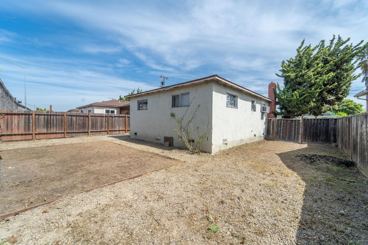 Detail Gallery Image 41 of 42 For 23665 Fuller Ave, Hayward,  CA 94541 - 4 Beds | 2 Baths