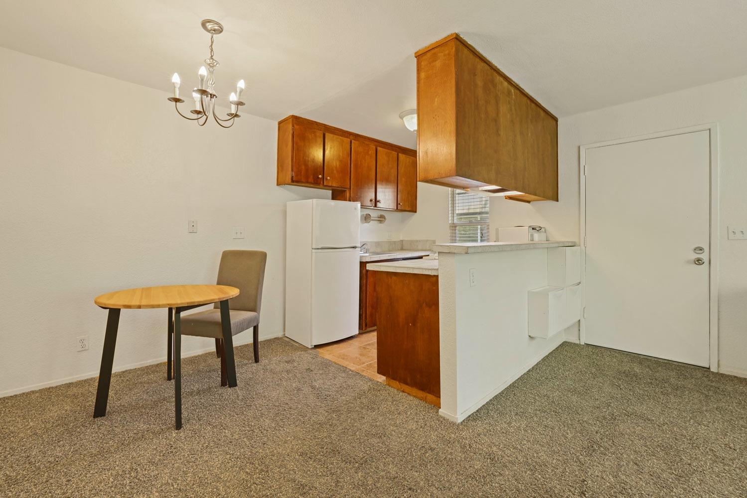 Detail Gallery Image 7 of 22 For 6724 Plymouth Rd #84,  Stockton,  CA 95207 - 1 Beds | 1 Baths