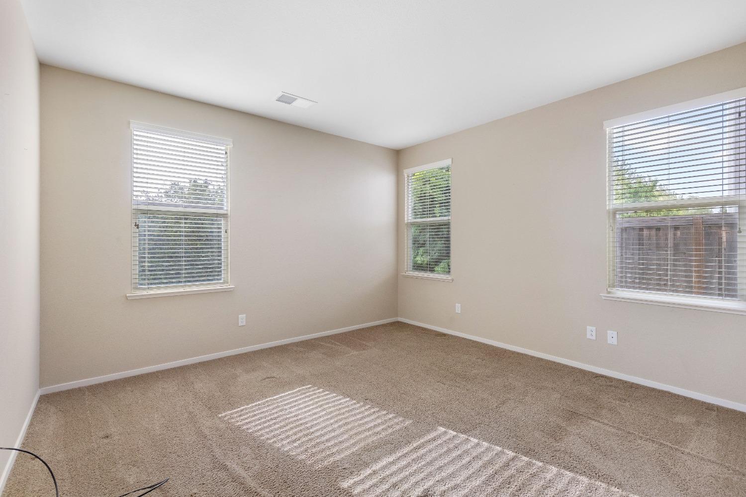 Garnet Way, Olivehurst, California image 19