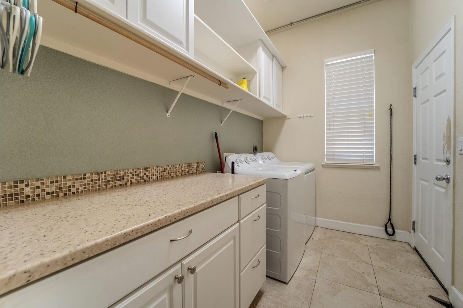 Detail Gallery Image 30 of 41 For 3619 Goldenstar St, Plumas Lake,  CA 95961 - 4 Beds | 3/1 Baths