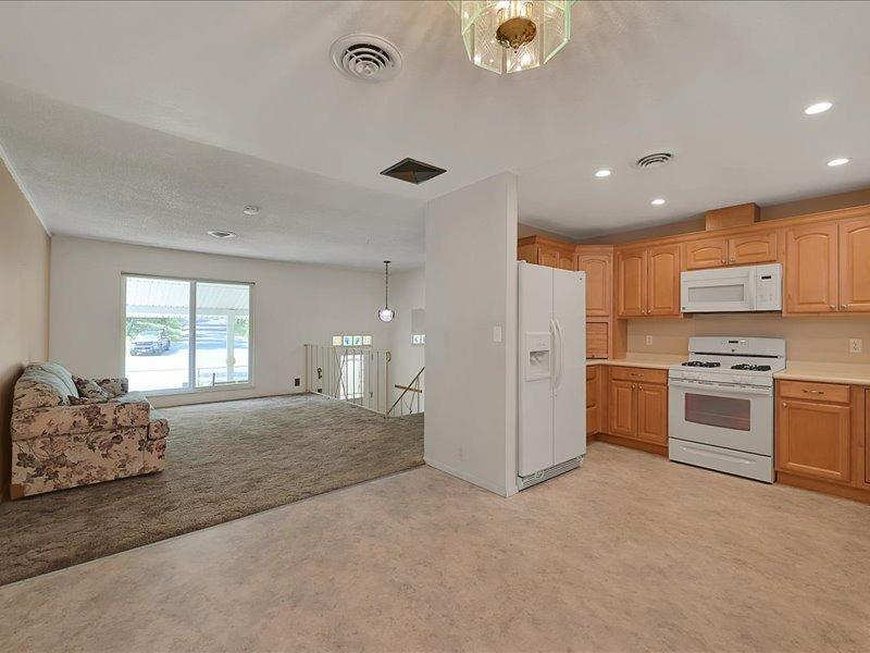 Detail Gallery Image 15 of 65 For 18706 Easy St, Penn Valley,  CA 95946 - 3 Beds | 2 Baths