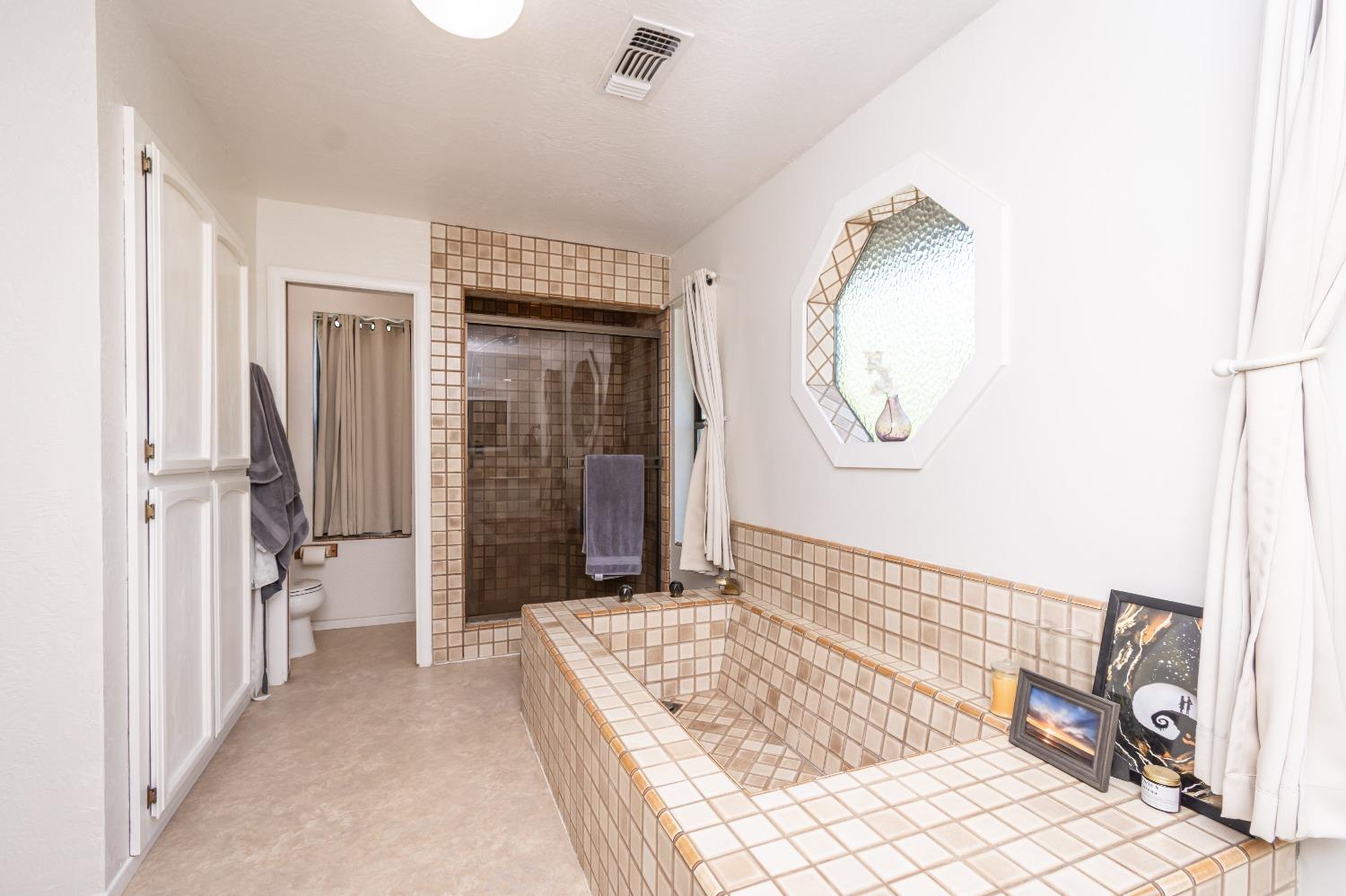 Detail Gallery Image 22 of 28 For 8801 Piedra Way, Fair Oaks,  CA 95628 - 5 Beds | 3/1 Baths